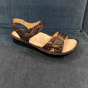 Alegria - Vienna Swirling Bronze - Multiple Sizes (NEW W/ BOX)